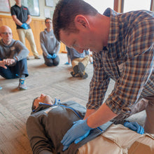 Load image into Gallery viewer, Remote EMT student learns how to perform a abdominal exam