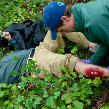 Load image into Gallery viewer, Learn how to improvise splints and manage orthopedic emergencies in a Wilderness First Responder (WFR) course.